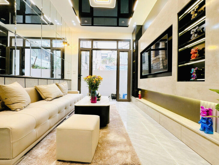 NHÀ ĐẸP KIM GIANG KIM GIANG 35M 5 TẦNG GẦN Ô TÔ TRƯỜNG CHỢ CỰC HIẾM NHỈNH 6 TỶ SỔ ĐỎ RIÊNG