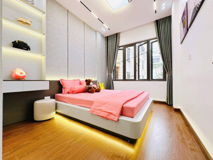 NHÀ ĐẸP KIM GIANG KIM GIANG 35M 5 TẦNG GẦN Ô TÔ TRƯỜNG CHỢ CỰC HIẾM NHỈNH 6 TỶ SỔ ĐỎ RIÊNG