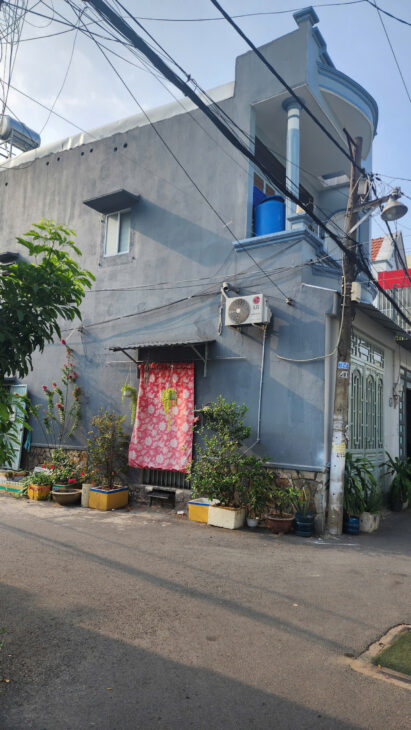 BÁN NHÀ CĂN GÓC 2 MẶT TIỀN – HẺM NGUYỄN THỊ BÚP, SÁT BÊN HIỆP THÀNH CITY