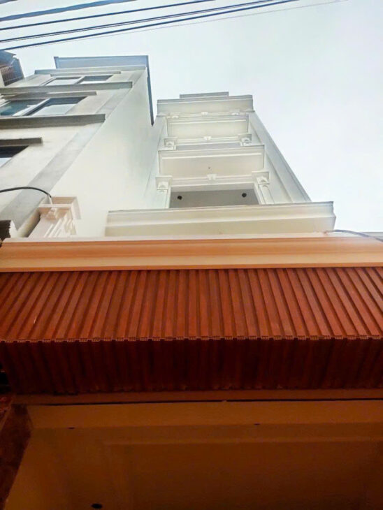 NHÀ MỚI – THANG MÁY CHẠY VÙ VÙ -THOÁNG TRƯỚC SAU- Ô TÔ VÀO NHÀ- KINH DOANH -VÀI BƯỚC RA MẶT PHỐ