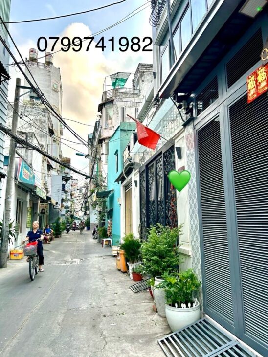 CHỦ NHIỆT CẦN BÁN NHÀ ĐẸP- HẺM XE TẢI -VIEW ĐẸP – THUẬN TIỆN CHO GIA CHỦ.