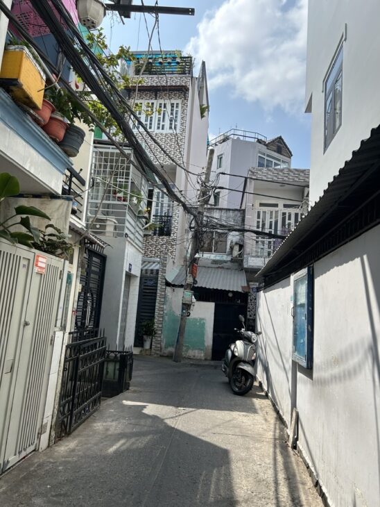 VỪA Ở VỪA KINH DOANH QUÁ THUẬN TIỆN- CHDV Q4 – DOANH THU CAO MỔI THÁNG- LẠI LÀ KHU AN NINH.