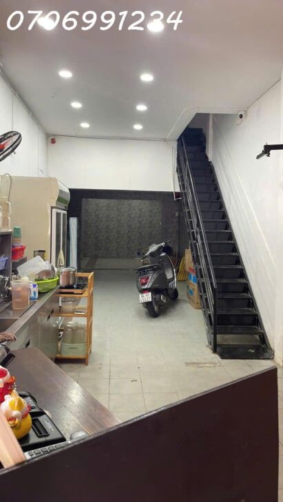 Sang nhượng mb kinh doanh trà sữa- Há cảo đối diện trường học Tân Bình