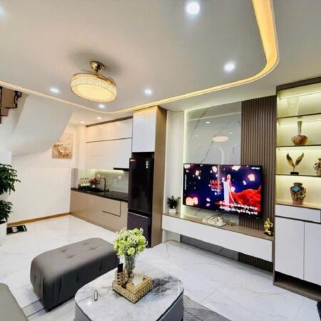NHÀ ĐẸP QUAN NHÂN, THANH XUÂN Ô TÔ ĐỖ – 30M², 5 TẦNG, GIÁ NHỈNH 7 TỶ –
