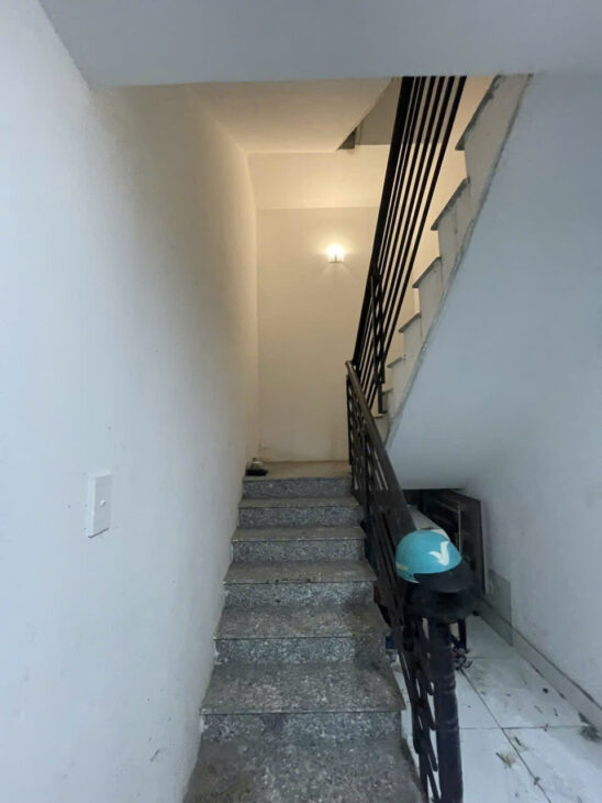 22 phòng cho thuê – Đối diện Vạn Phúc – HĐ khoán 50tr/tháng – 200m² – 5 tầng