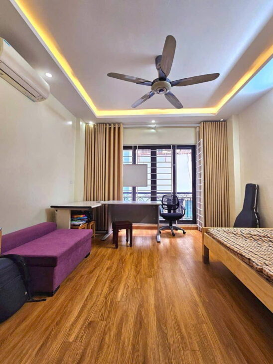 BÁN GẤP NHÀ RIÊNG , DÂN CƯ ĐÔNG ĐÚC , KINH DOANH ĐỈNH, THANG MÁY 56M2 X 6T X 4MT TẠI VÕ THỊ SÁU ,