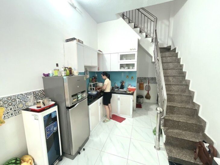 BÁN NHÀ TÂN PHÚ – ĐƯỜNG LÝ TUỆ – NHÀ ĐẸP – 3 TẦNG – SỔ VUÔNG – PHÁP LÝ CHUẨN – 3 TỶ