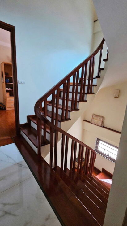 NHÀ PHÂN LÔ – KINH DOANH – HIẾM NHÀ BÁN – CÁCH PHỐ 30M – LÔ GÓC – PHÂN LÔ Ô TÔ TRÁNH – NGÕ THÔNG –