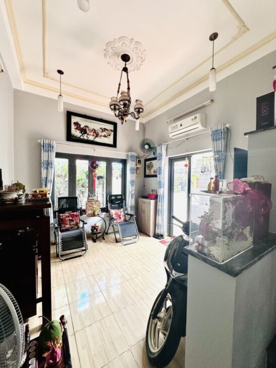 ???? NHÀ NỘI THẤT ĐẦY ĐỦ – NGAY CHỢ VĂN THÁNH – HẺM XE HƠI – SÁT MẶT TIỀN- 20m VUÔNG A4- 3 TẦNG 2PN