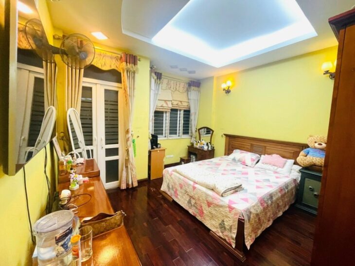 NHÀ SIÊU ĐẸP MỄ TRÌ THƯỢNG, NAM TỪ LIÊM 55M, 5T, MT 4.5M, TẶNG NỘI THẤT, 10 TỶ. 0937651883.