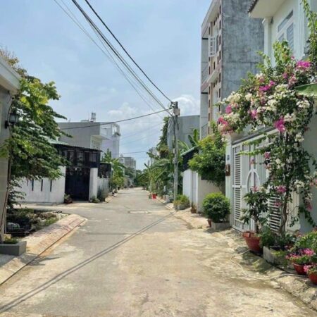 BÁN NHÀ LÔ GÓC -130M2 NGANG 6M – LONG TRƯỜNG, Q9 – NHỈNH 6 TỶ