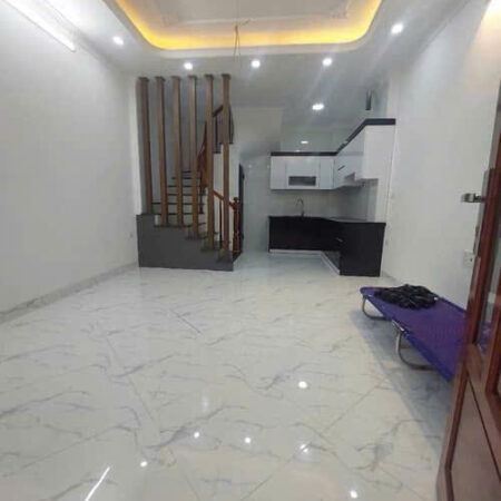 Nhà đẹp Nguyễn Văn Linh hơn 4 tỷ, 30m2, MT 4m, 5 tầng, gần ô tô