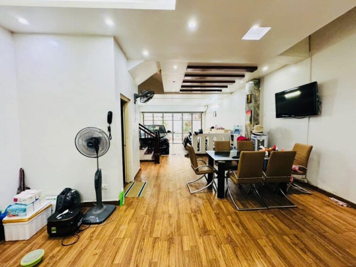 Phân lô VIP Hai Bà Trưng,2 oto vào nhà,74m,mt5,3m. 24.8 tỷ