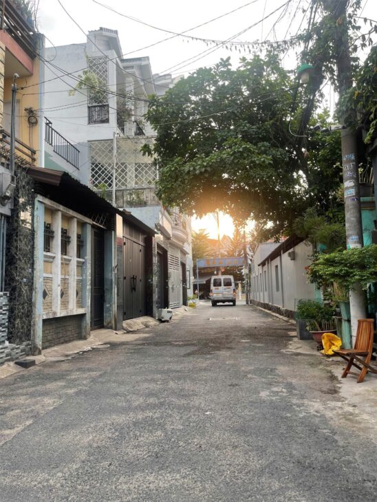 TÔI BÁN NHÀ HẺM 102 KHU NGUYỄN ẢNH THỦ, Q.12, HXH x 91m2 x 6.5m, NHỈNH 4 TỶ