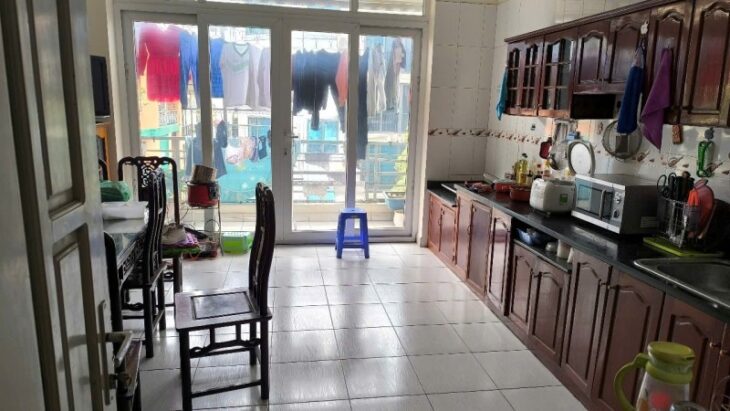 BÁN MP ĐẶNG THÙY TRÂM, CẦU GIẤY 70M, 5T, MT 5M, VỈA HÈ, OTO TRÁNH, KD ĐỈNH, 34 TỶ. 0937651883.
