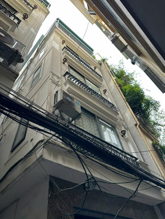 Tôi cần bán nhà tại ngõ 79, phố 8/3,lô góc, 32M2, 5 TẦNG, MT4.1m GIÁ 6.2 TỶ