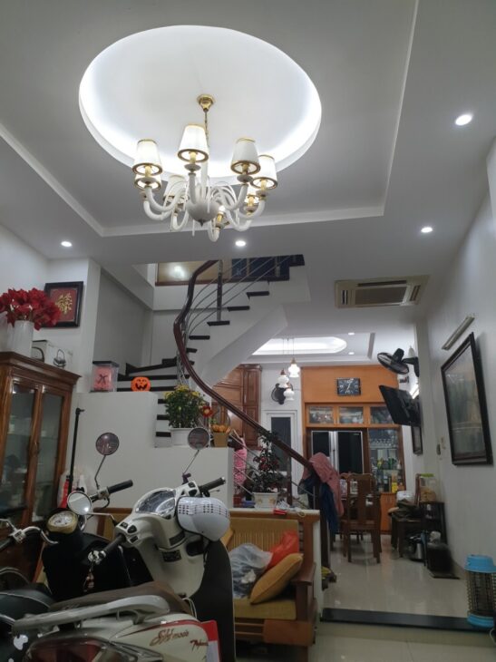 NHÀ SIÊU ĐẸP MỄ TRÌ THƯỢNG, NAM TỪ LIÊM 55M, 5T, MT 4.5M, TẶNG NỘI THẤT, 10 TỶ. 0937651883.