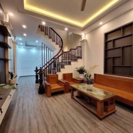 BÁN NHÀ ĐÀO TẤN🔥50M2 x 3T🔥 MT 4M🔥 GẦN PHỐ🔥 Ô TÔ DỪNG ĐỖ 24/7🔥NGÕ THÔNG RỘNG