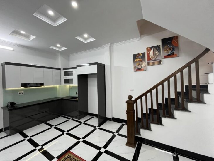 BÁN NHÀ KIM GIANG, 10M RA ĐƯỜNG Ô TÔ, GẦN KDT LINH ĐÀM, 40M2, 6.15 TỶ