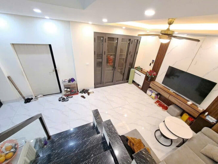 Bán nhà Định Công Thượng, ngõ thoáng 72Mx4T giá 8.6 Tỷ