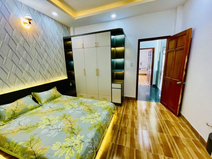 Nhà 4 Tầng Full nội thất Golden City Tô Ngọc Vân – Q12 – đường 12m ô tô thông – 4PN – giá 5.x tỷ
