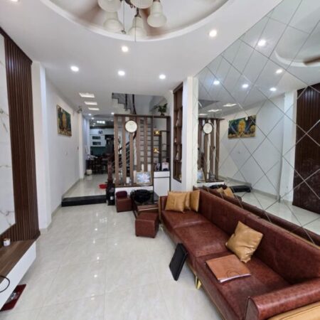 Bán nhà phố Nguyễn Trãi – Thanh Xuân, 42m² x 4 tầng – Gần Đại học Nhân văn, giá 7.2 tỷ