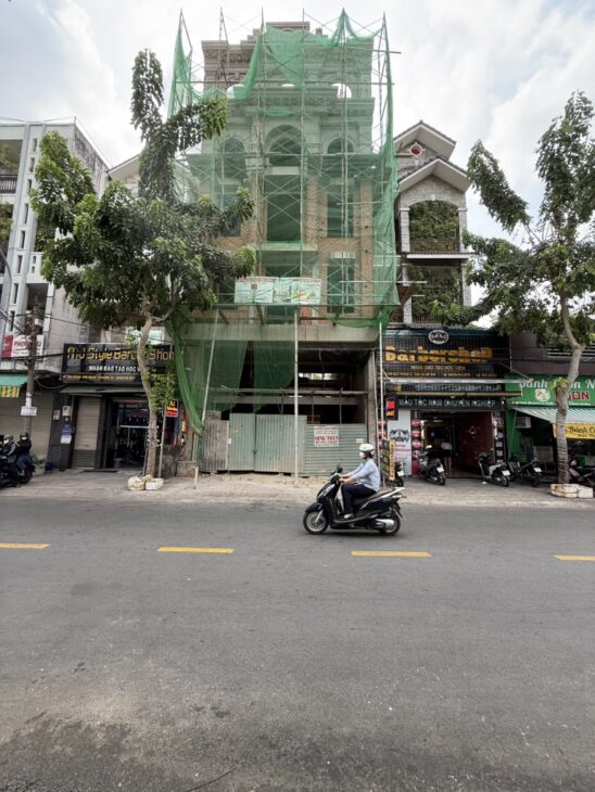 Nhà 22 phòng đang khai thác – Lý Chiêu Hoàng – Dòng tiền ổn định