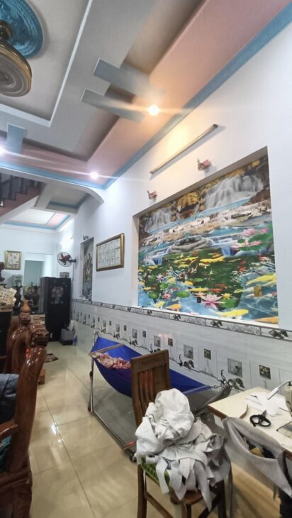 Bán nhà 1 Trệt 1 Lầu Dĩ An,SHR,Đường 2 xe hơi,gần trường THCS Tân Bình