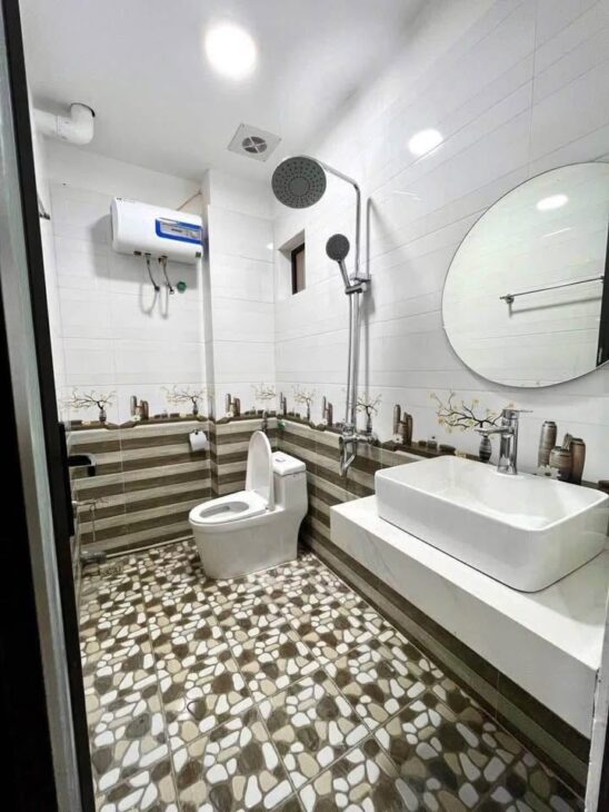 Bán nhà gần đường Lê Trọng Tấn, 38m² x 4 tầng, ngõ thông, gần đại học Y Hà Nội, giá 6.25 tỷ