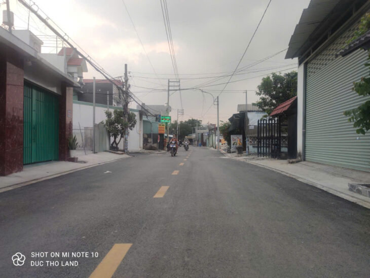 Bán nhà mặt tiền giá rẻ như đất hẻm, 6.3x18m, An Phú Đông 25, Quận 12