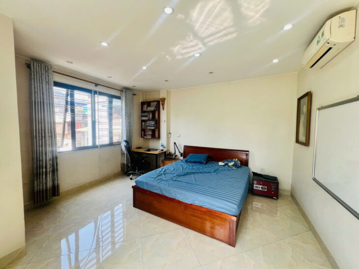 Bán nhà Xã Đàn, Đống đa Hà Nội. 40m 4 tầng Giá 10,9 tỉ