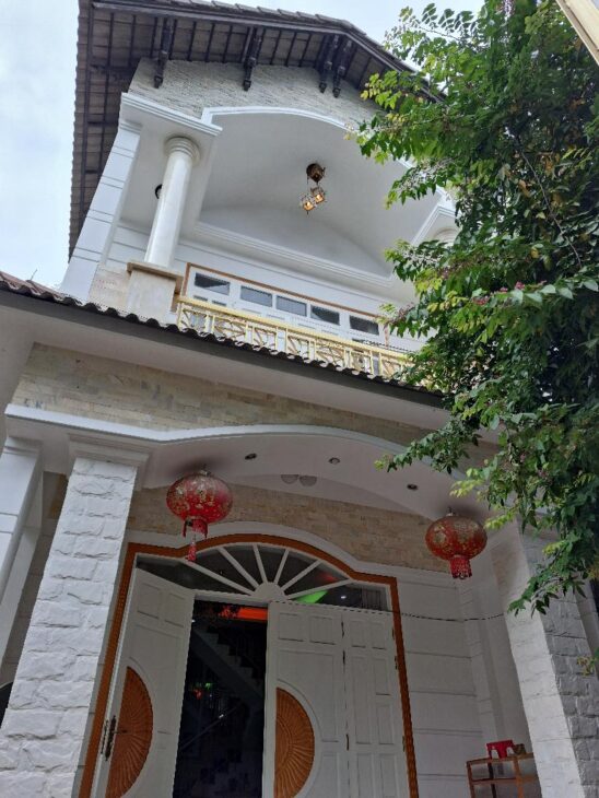 căn biệt thự 2 TẦNG 180M2 BÌNH TRƯNG TÂY Q2 GIÁ 11 TỶ TL