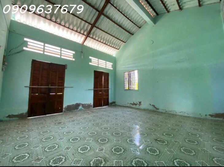 Gấp gấp Bán Nhà vườn có diện tích vuông vức (300m2 Thổ + 1004m2 vườn) Xã Tân Chánh H cần Đước Long