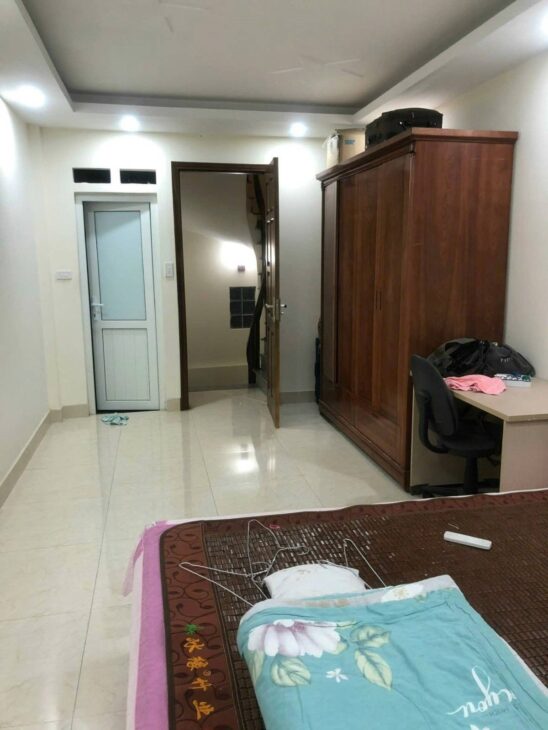 Bán nhà Lê Trọng Tấn Hoàng Mai, 32m2, 5 tầng, cách ô tô 30m. Giá 6.2 tỷ