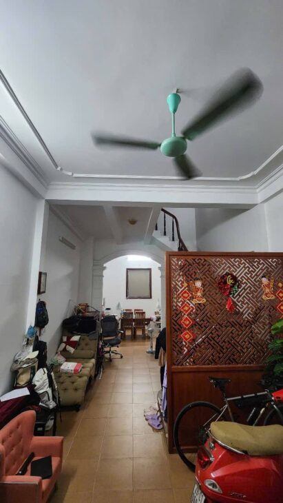 PHÂN LÔ HOÀNG CÂU???? 52M2 x 4T???? MT4.4M???? 18 TỶ???? 2 THOÁNG TRƯỚC SAU????NGÕ Ô TÔ TRÁNH