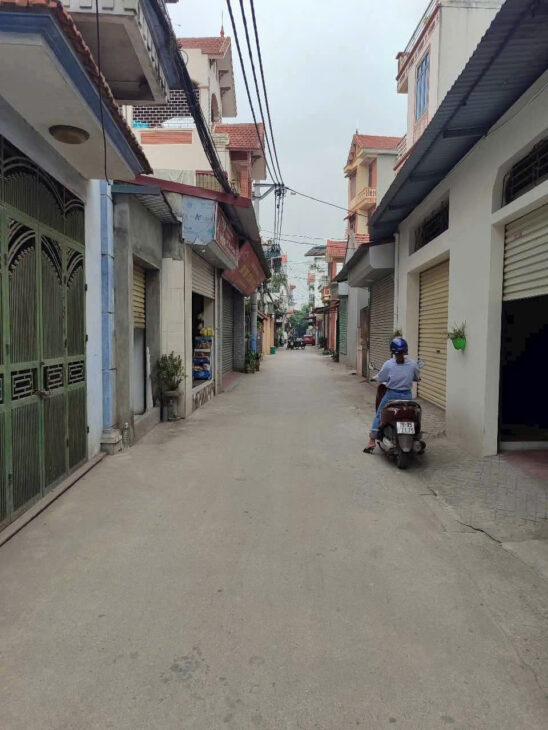 NHÀ ĐẸP XÃ ĐỨC THƯỢNG, HOÀI ĐỨC, HÀ NỘI-3 TẦNG-3 NGỦ-MẶT TIỀN 4M- Ô TÔ QUA NHÀ-GIÁ 4,6 TỶ