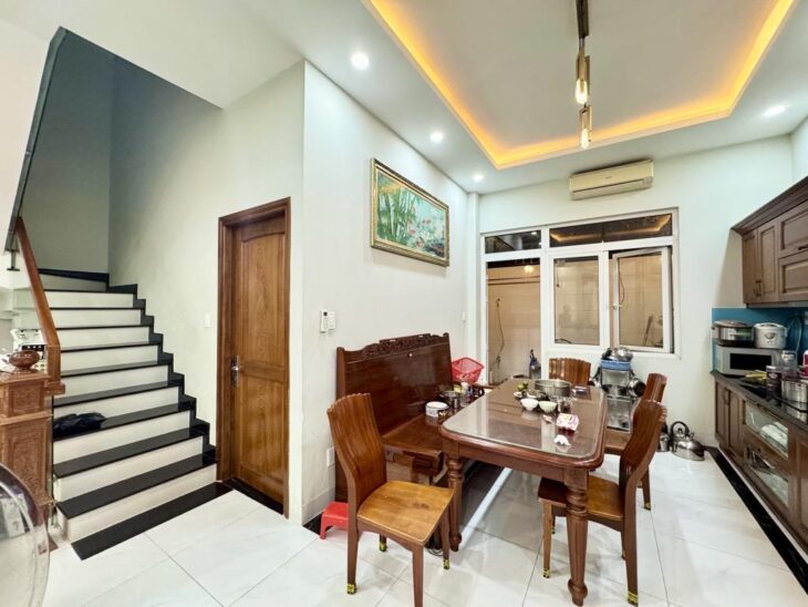 Bán nhà 185m2, 3 tầng, 10PN, Ngô Tất Tố, P22, Bình Thạnh, 28 tỷ