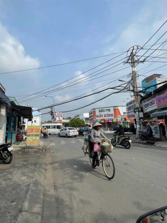 4.3x12m, BÁN NHÀ 3 TẦNG, HẺM 5m, NGUYỄN THỊ BÚP, Q.12, NHỈNH 4 TỶ