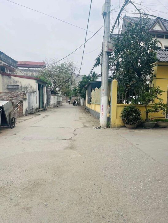 BÁN GẤP LÔ GÓC 80M,5X TRIỆU/M,KV ÍT NGƯỜI BÁN,KINH DOANH,TIỀN PHONG,ML