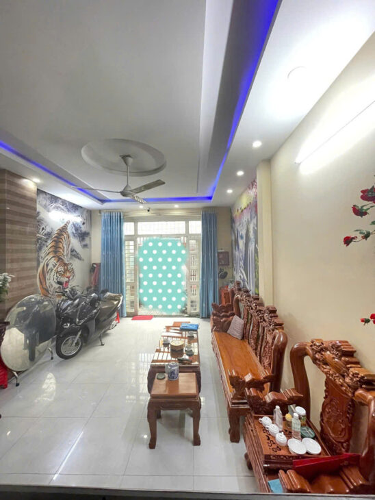 Bán nhà 4 tầng, 68m2, 4PN, HXH đẹp Hà Huy Giáp ngay Ngã Tư Ga, Quận 12