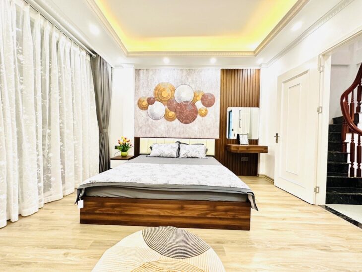 NHÀ PHỐ YÊN HÒA – 30M2 X 5 TẦNG – OTO CÁCH 100M – 7.9 TỶ – THANG MÁY CHỜ
