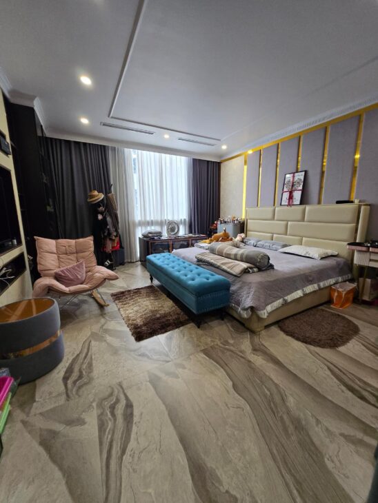 Bán nhà phố Lạc Long Quân, Tây Hồ, mặt ngõ ô tô, 6 tầng thang máy, 75m, mặt tiền 5m, 20 tỷ