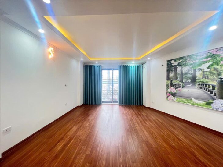 Bán Nhà: Tựu Liệt, 60m, 4 tầng, cách BX Nước Ngầm 1km, oto tránh, kinh doanh. 10.1 tỷ