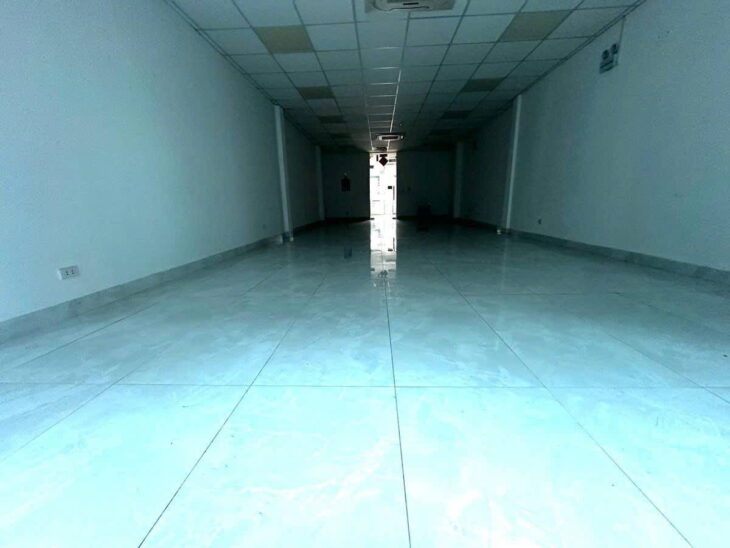 PHÂN LÔ VỈA HÈ – KINH DOANH ĐA DẠNG – TRUNG TÂM QUẬN CẦU GIẤY – 20 TỶ