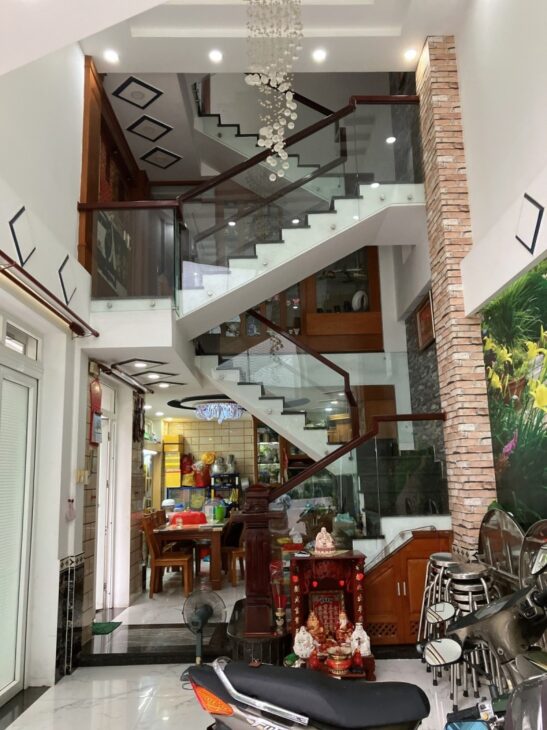 BÁN NHÀ BÙI ĐÌNH TÚY 4.5m x 15m – 4 tầng – HXH – nhỉnh 7 đồng