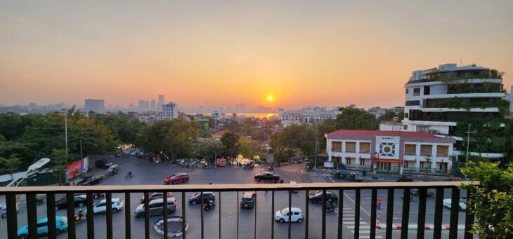 BÁN NHÀ MẶT PHỐ ÂU CƠ, TÂY HỒ. 61M2 MT 5M GIÁ 23 TỶ- ĐẸP NHẤT PHỐ- LÔ GÓC 2 THOÁNG-ĐOẠN NGAY XUÂN