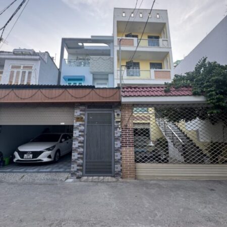 Bán nhà mặt phố Q.9, 83m2, 3 tầng, 4PN, 9 tỷ, sổ đỏ hoặc Nhà mặt phố Q9, 83m², 3 tầng, 4PN, 9 tỷ,