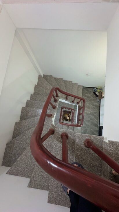 NHÀ 5 TẦNG 356M2-NGUYỄN KHANG-KINH DOANH-THANG MÁY CHỜ-GẦN OTO-8.2 TỶ