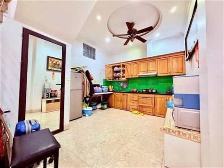 Nhà đẹp Kim Giang, dân xây, mặt ngõ thông, ô tô, kd, 40m2x4T giá 10.8 tỷ