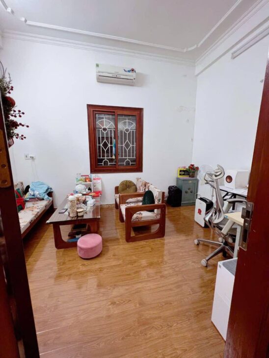 PHÂN LÔ HOÀNG CÂU???? 52M2 x 4T???? MT4.4M???? 18 TỶ???? 2 THOÁNG TRƯỚC SAU????NGÕ Ô TÔ TRÁNH